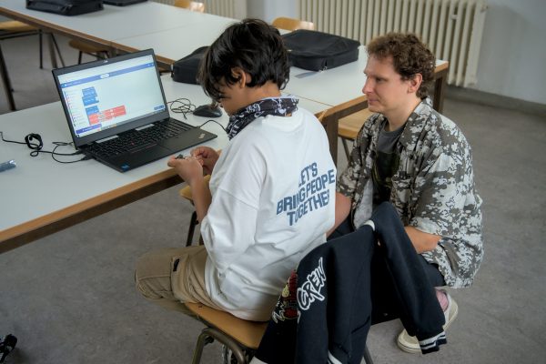 2025-09-11_MoMO_Mikrocontroller-Werkstatt_12