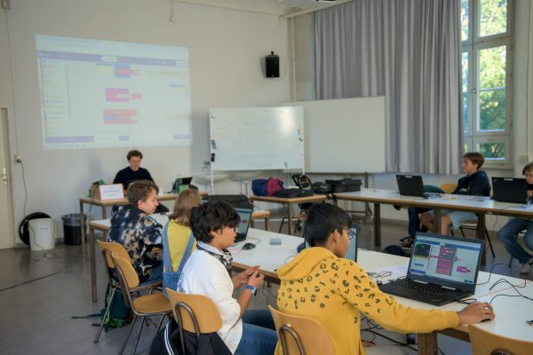 2025-09-11_MoMO_Mikrocontroller-Werkstatt_23